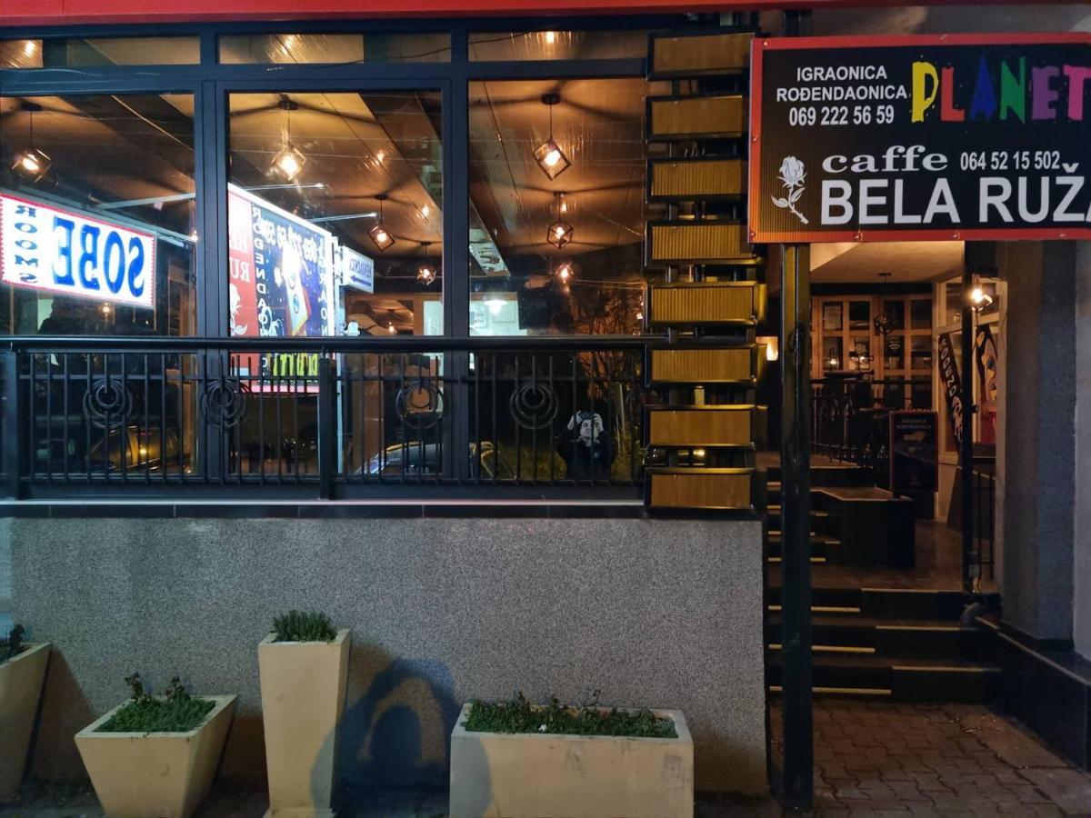 Hotel Bela Ruza Belgrad Zewnętrze zdjęcie